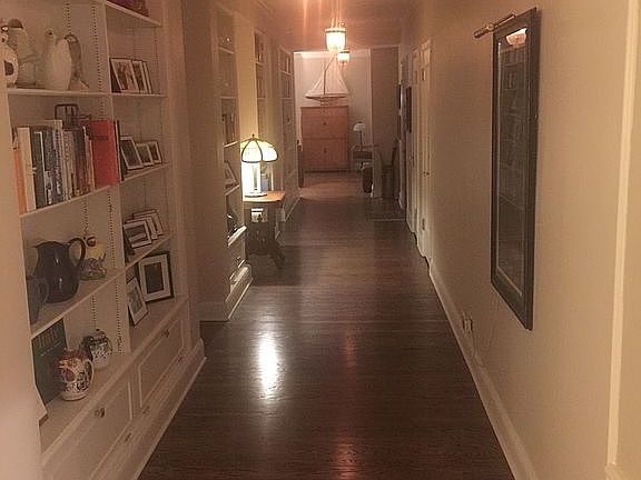 3rd image of 1501 Hinman Ave APT 6B