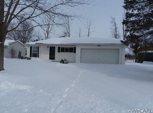 421 California Ave, Findlay, OH 45840