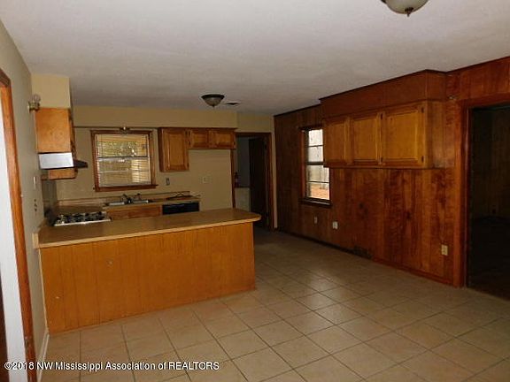 5th image of 1371 Ticonderoga Dr