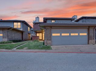 4 Cedar Ln, Bedford, TX 76021