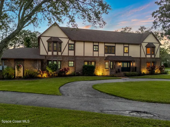 2651 Crooked Antler Dr, Melbourne, FL 32934