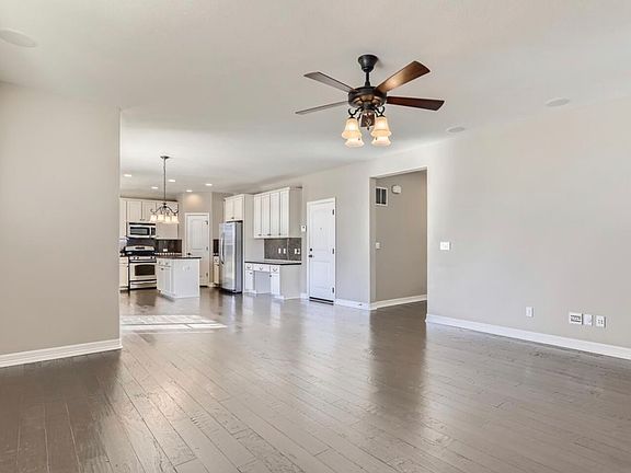 Living Eat In Area and Kitchen