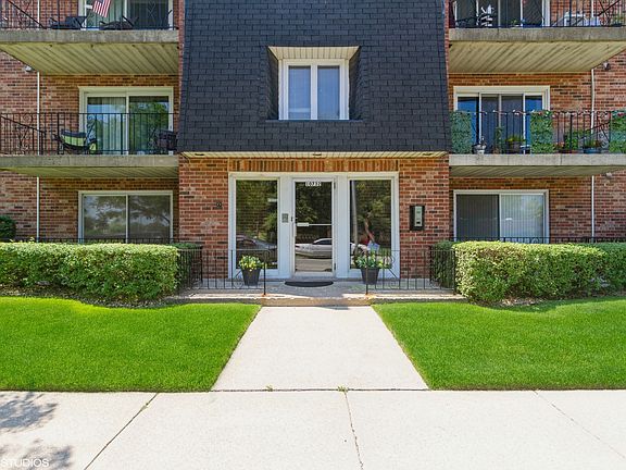 2nd image of 10732 Kilpatrick Ave APT 2NW