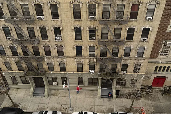 Rented by MD NYC Management LLC | media 24