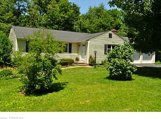 22 Foothills Way, Bloomfield, CT 06002