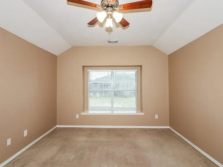 16707 Great Oaks Glen Dr — Photo 10