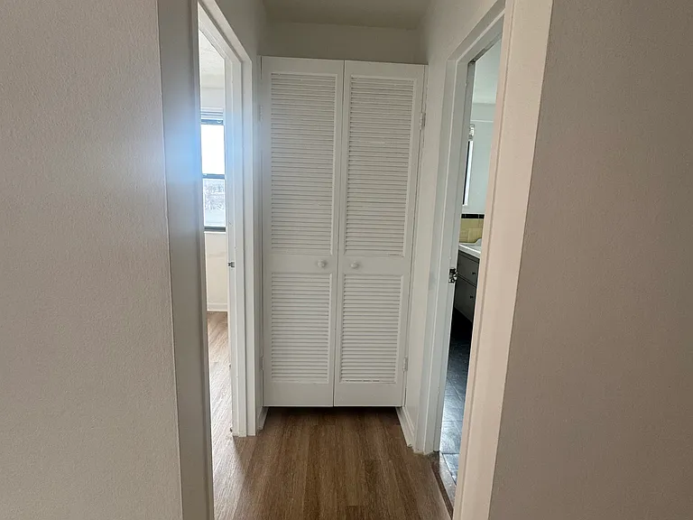11720 Edgewater Dr #608 — Photo 24