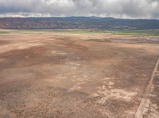 On 800 West Rd, Parowan, UT 84761