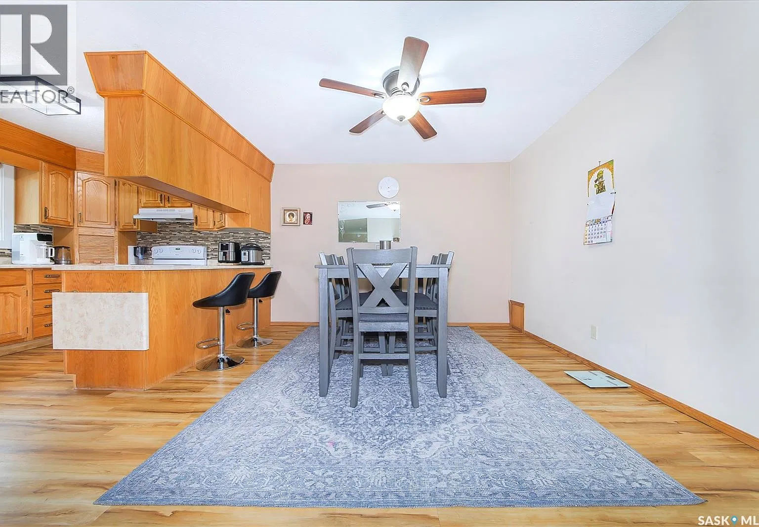 3140 Louise Street — Photo 4