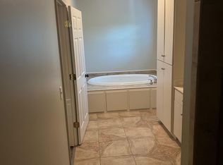 1095 Belle Meade Rd, Bells, TN 38006