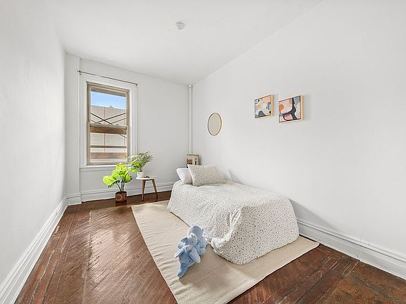 4th image of 4406 6th Ave Unit 3B