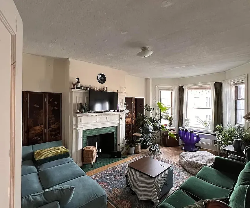 20 Glenville Ave #3
