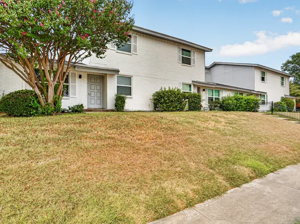 2713 Hurstview Dr, Hurst, TX 76054