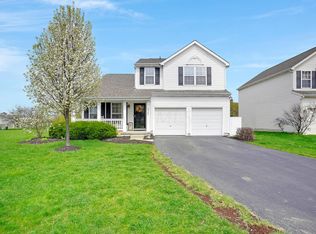 5942 Twin Pine Dr, New Albany, OH 43054