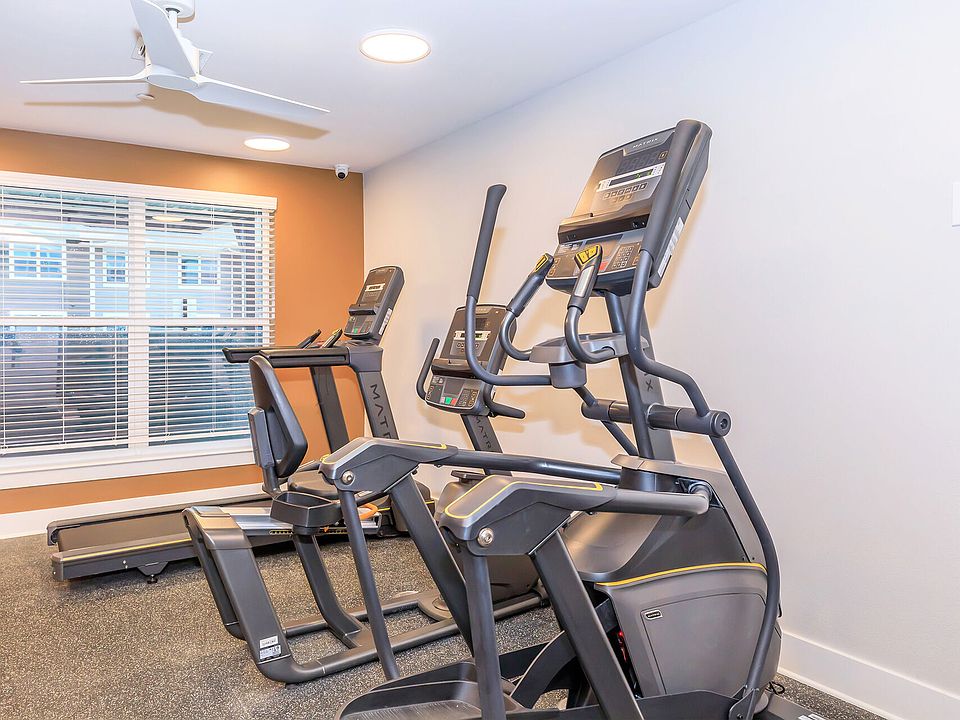 Fitness Center with Cardio Machines