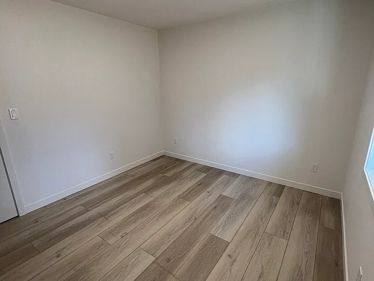 14402 SE Main St #A — Photo 25