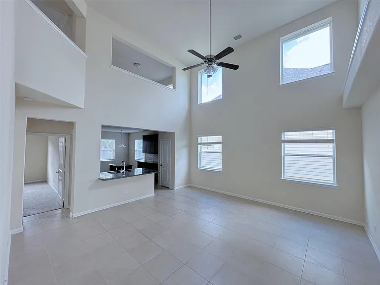 6034 Prince Place Dr — Photo 3