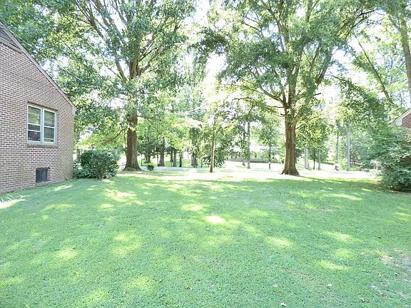 5th image of 1014 Avondale Dr