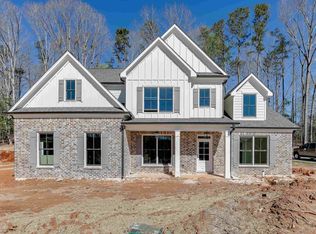 1090 Riverhill Dr, Bishop, GA 30621