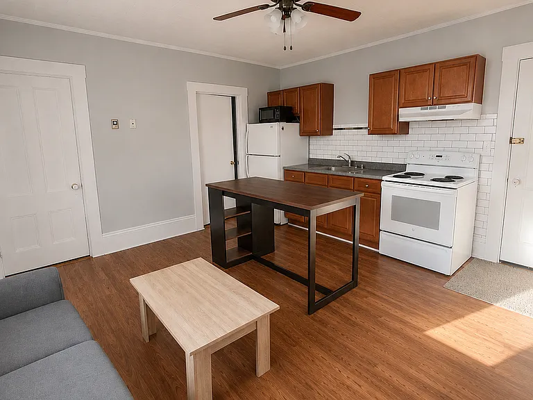 3 Packers Falls Rd — Photo 9
