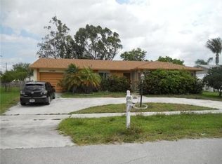 10391 Sleepy Brook Way, Boca Raton, FL 33428