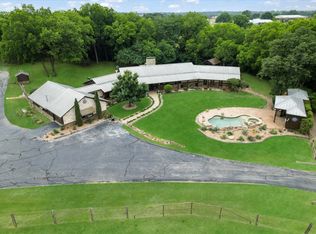 1382 E Blackjack Rd, Aubrey, TX 76227