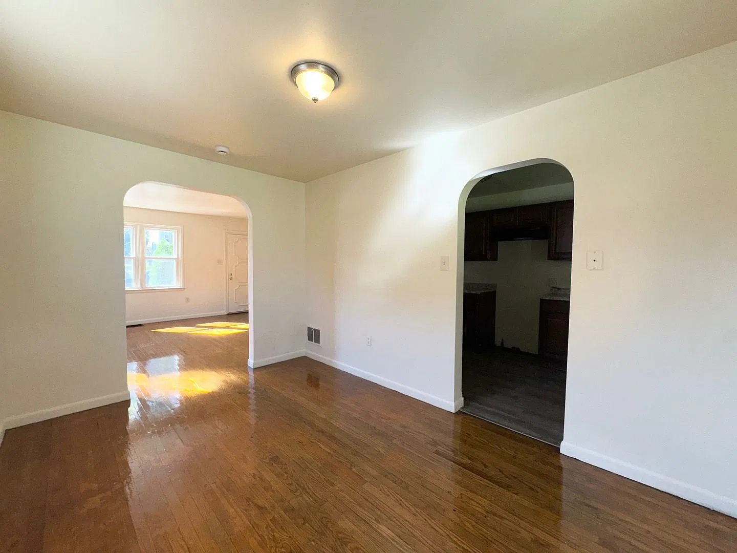 3 Bedroom Townhome — Photo 3