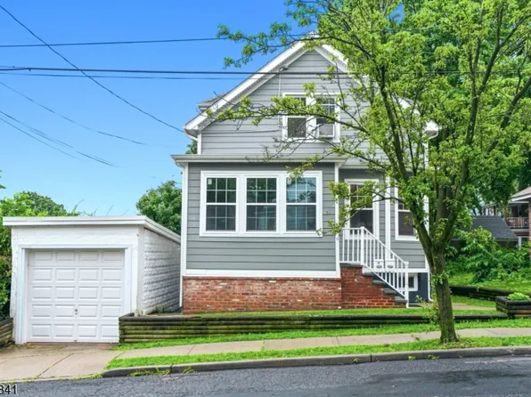 41 N 14Th St, Hawthorne Boro, NJ 07506