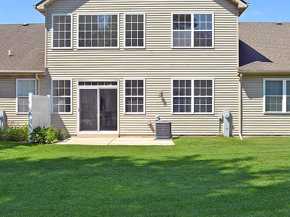 2nd image of 1293 Lily Ln