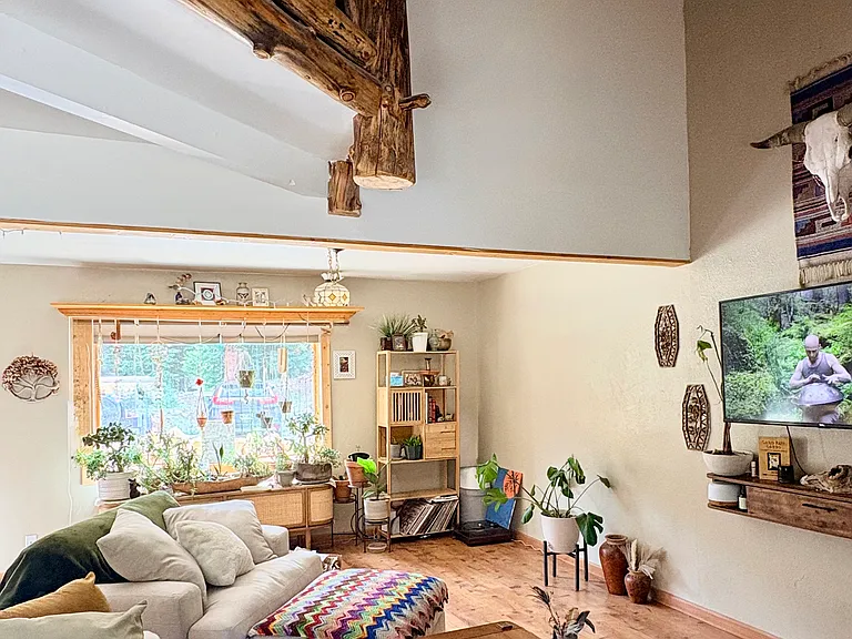 283 Range Rd #2 — Photo 1