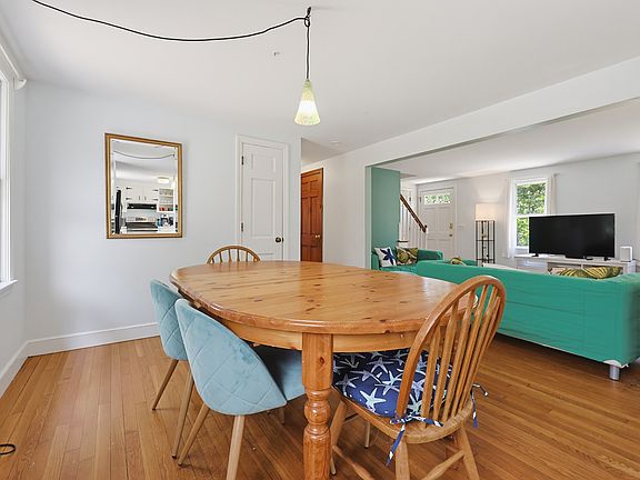 4th image of 101 John Joseph Rd