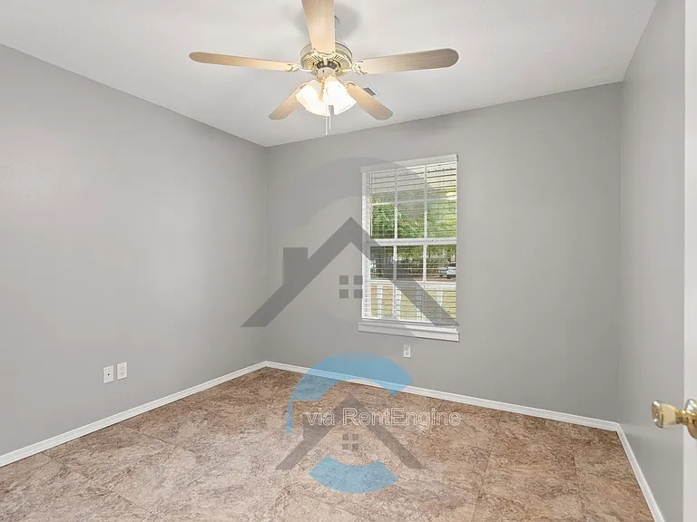 1412 Ivy St — Photo 10