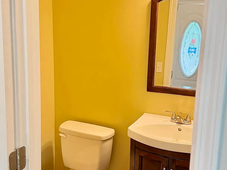 406 Vanguard St — Photo 14