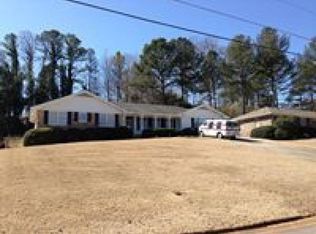 5196 Corinth Cir, Stone Mountain, GA 30087