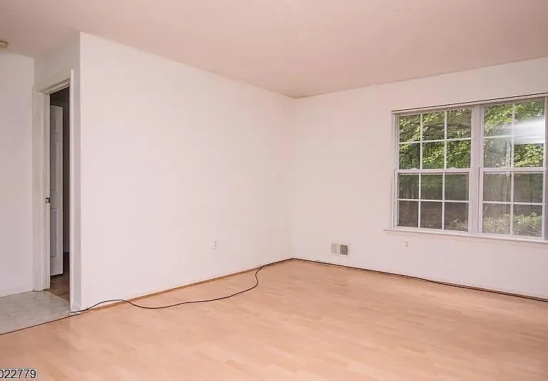 55499107A Prestwick Way — Photo 3
