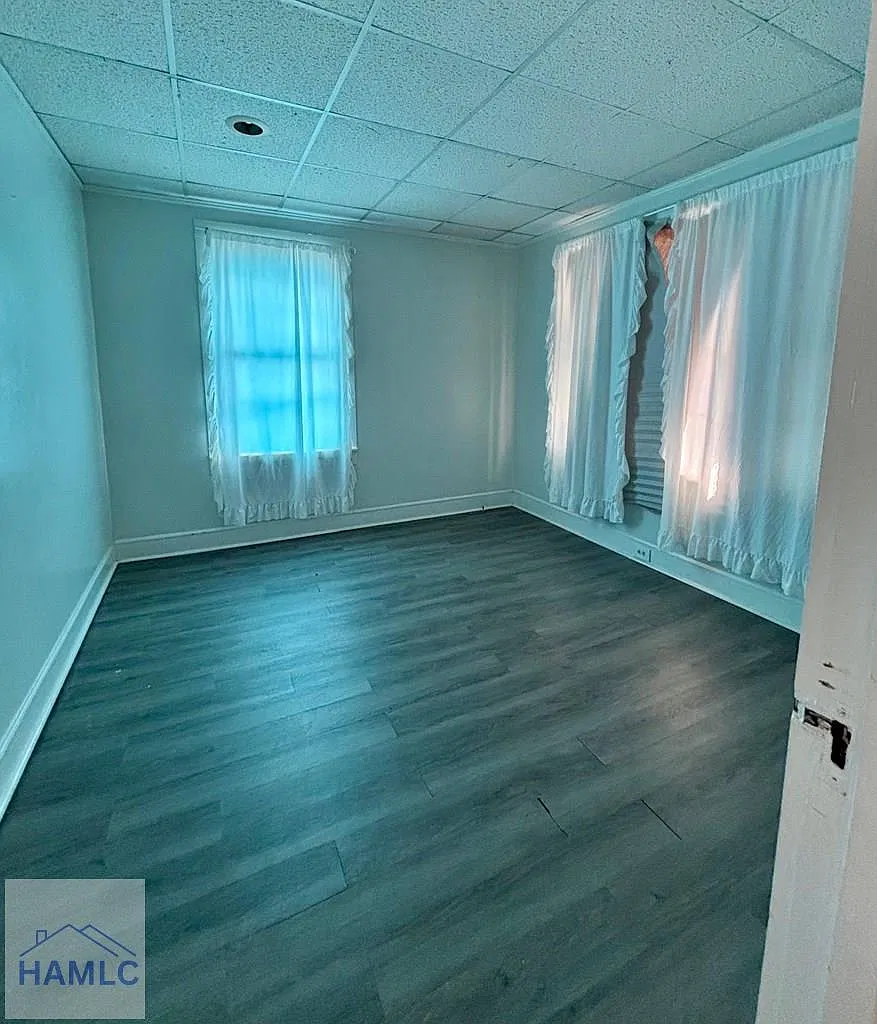 2 bed, 1.0 bath, 856 sqft, $800 — Photo 3