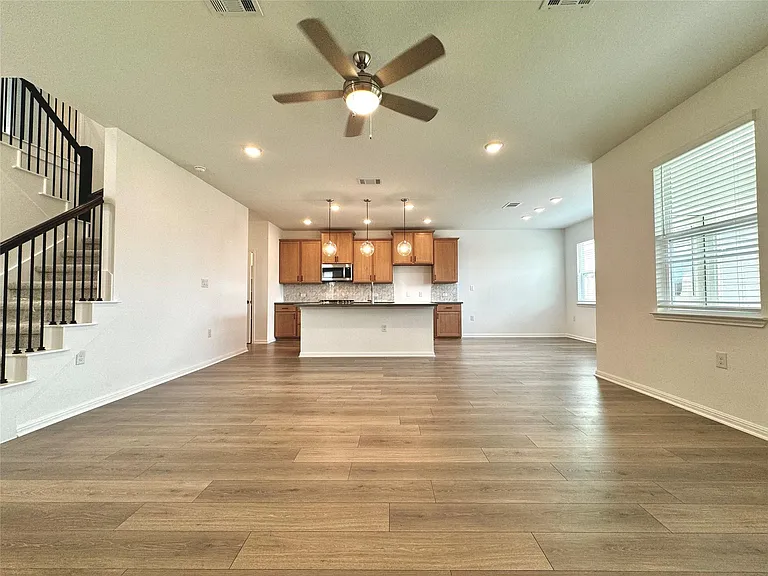 1602 Iberville Dr — Photo 6
