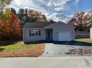 9 Hewey St, Sanford, ME 04073