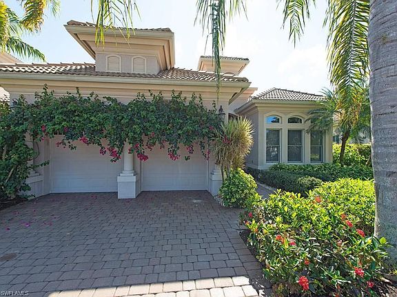 2nd image of 828 Villa Florenza Dr