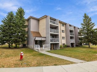 Forest Green Villas, Stony Plain, AB T7Z 1P2