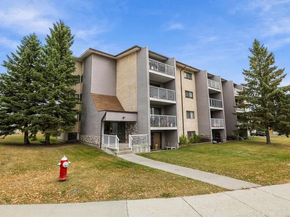 51 Brown St #302, Stony Plain, AB T7Z 1P2
