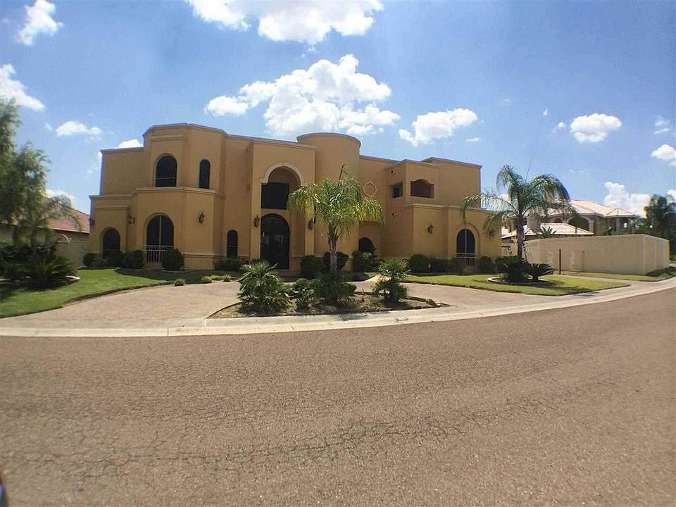 1st image of 301 Emerald Lake Dr