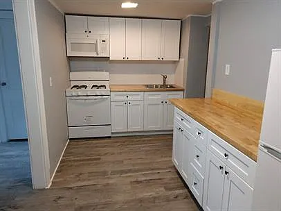 1821 5th Ave #1 — Photo 3