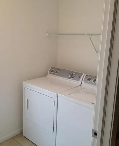 1108 Emma Ct — Photo 5