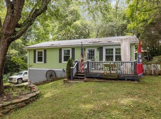2233 Big River Overlook Dr, Sevierville, TN 37876