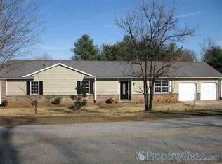 410 Phillips Ln, Greer, SC 29650