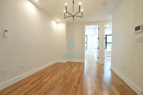 Rented by null | media 83