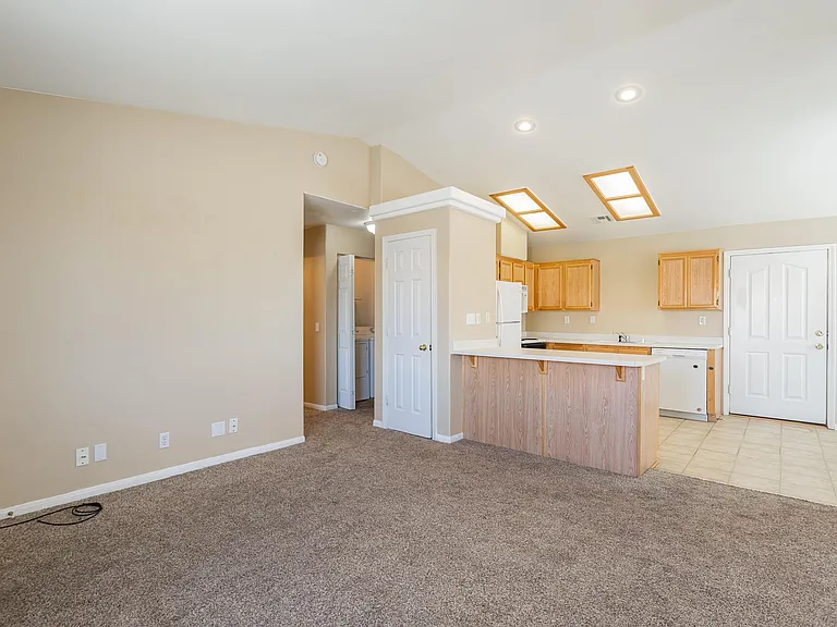 1822 Big Horn St — Photo 17
