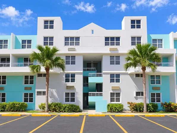 CHALETS DE LA PLAYA 178 CARIBE ST. #178, VEGA BAJA, PR 00693