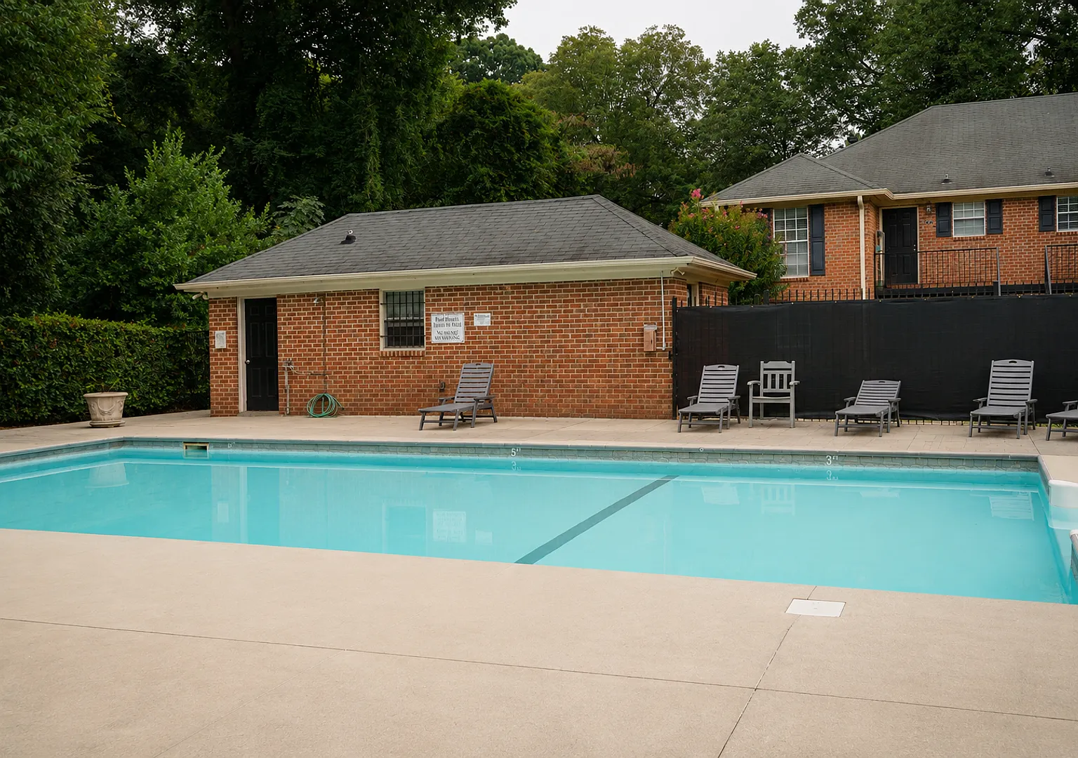 Spacious Ground-Floor 2BR Apartment for Rent Near UGA Winfield Chase, Athens — Photo 1